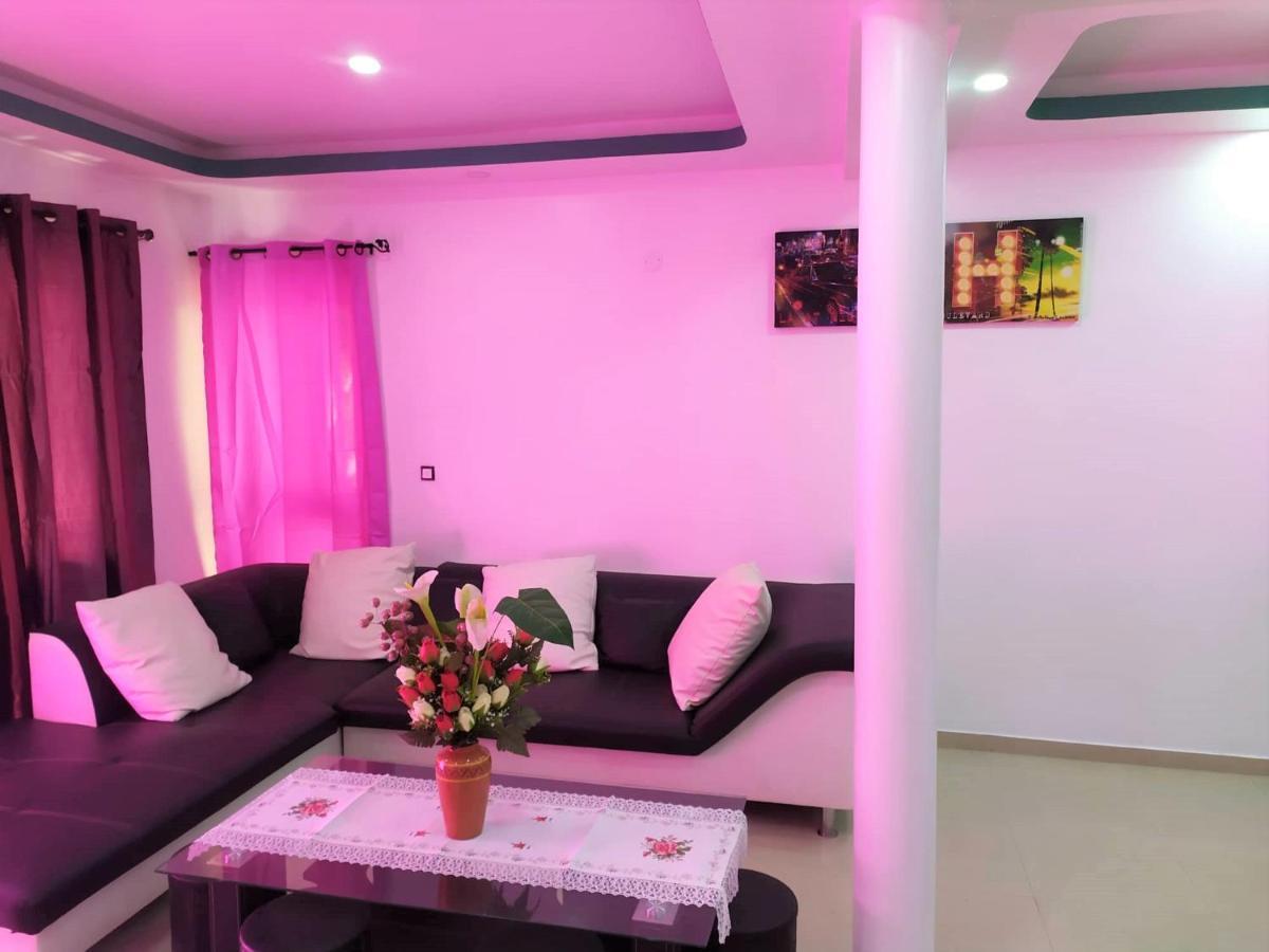 Casa Cabral : Big Apartment Next To The Beach Tarrafal  Exterior foto